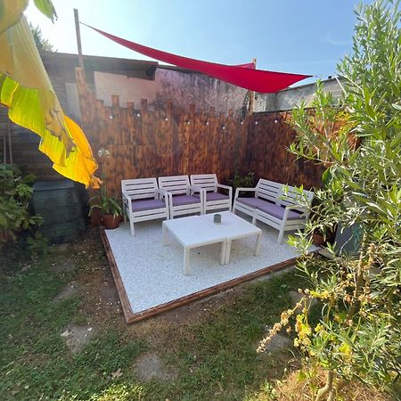 Chaleureuse Maison De Ville Avec Parking Gratuit Σινόν Εξωτερικό φωτογραφία